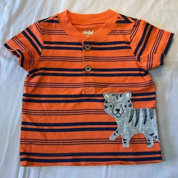 Child of Mine/Carter's - 2 piece newborn baby outfit. Size 0-3 months - Picture 2 of 7